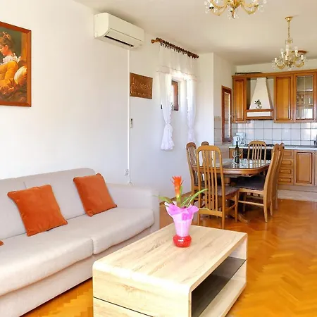 Gostinjska kuća Bruno 3*