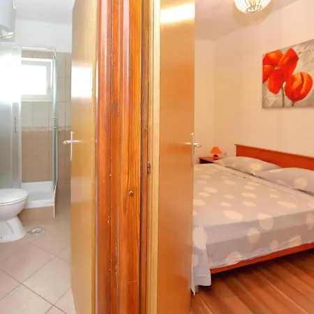 Gostinjska kuća Bruno 3*