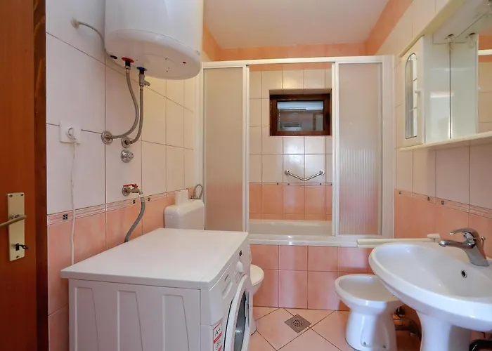 Gostinjska kuća Bruno 4*